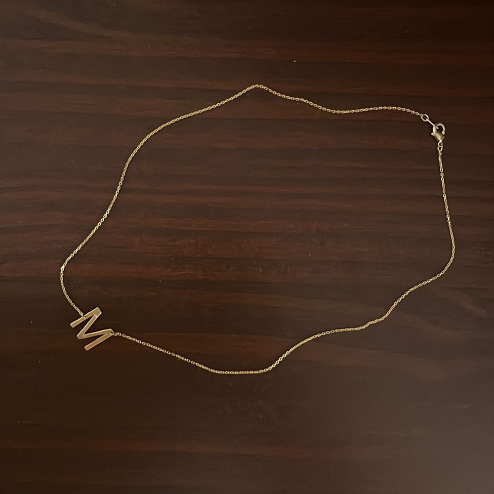 Gold M necklace